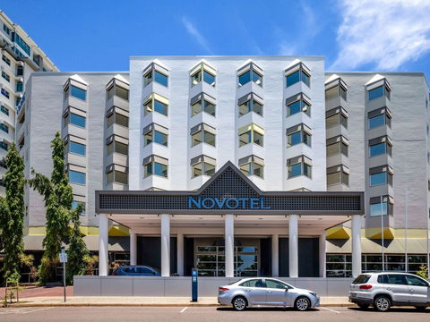 Novotel Darwin Atrium - Accommodation Sunshine Coast 1