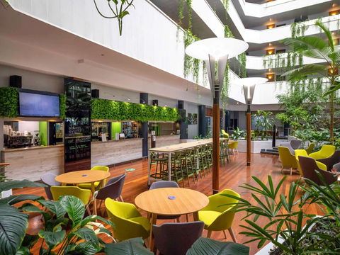 Novotel Darwin Atrium - Accommodation Sunshine Coast 3