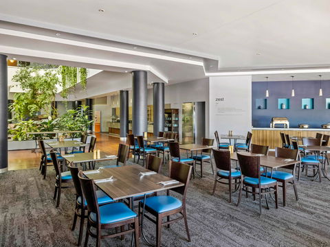 Novotel Darwin Atrium - Accommodation Sunshine Coast 11