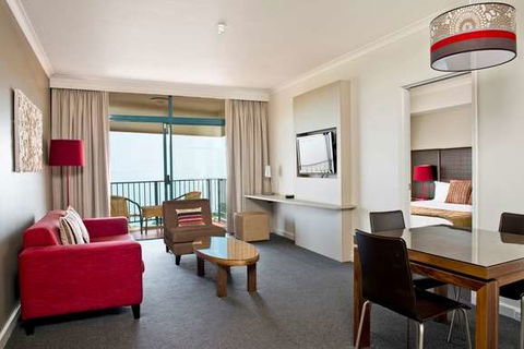 Mantra On The Esplanade - Accommodation Sunshine Coast 9