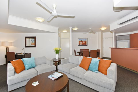 Metro Advance Apartments & Hotel - Accommodation Sunshine Coast 8