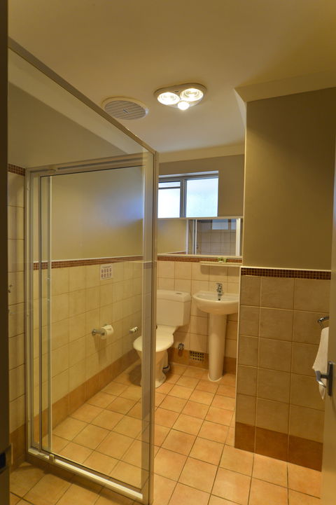 Wattle Grove Motel - Accommodation Sunshine Coast 3