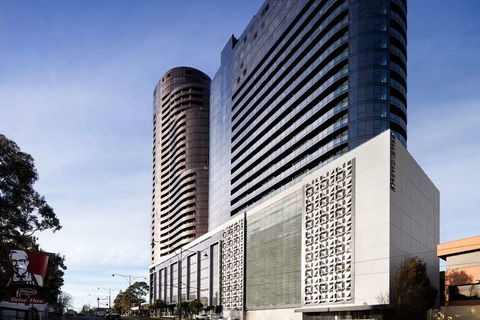 The Chen - Art Series - Accommodation Sunshine Coast 0