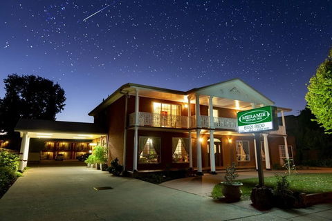 Meramie Motor Inn - Accommodation Sunshine Coast 0