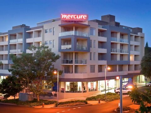 Mercure Centro Hotel - Accommodation Sunshine Coast 0
