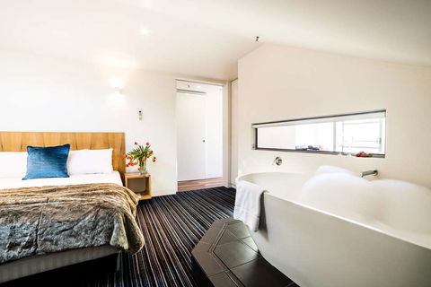 Salamanca Wharf Hotel - Accommodation Sunshine Coast 2