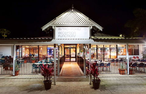 Mission Beach Resort - Accommodation Sunshine Coast 0