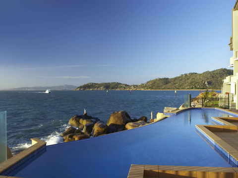 Grand Mercure Apartments Magnetic Island - Accommodation Sunshine Coast 2