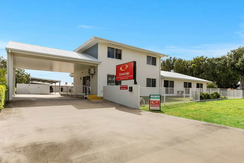 Econo Lodge Beachside - Accommodation Sunshine Coast 2
