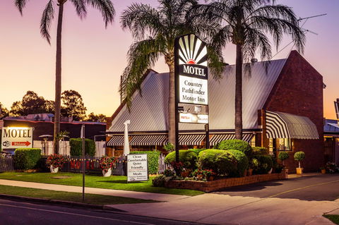 Country Pathfinder Motor Inn - Accommodation Sunshine Coast 0