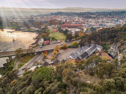 Leisure Inn Penny Royal Hotel & Apts - Accommodation Sunshine Coast 1