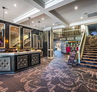 Skyways Hotel - Accommodation Sunshine Coast
