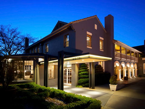 Peppers Mineral Springs - Accommodation Sunshine Coast 0