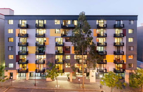 Mont Clare Boutique Apartments - Accommodation Sunshine Coast 2