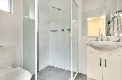 Jackie Howe Motel - Accommodation Sunshine Coast 2