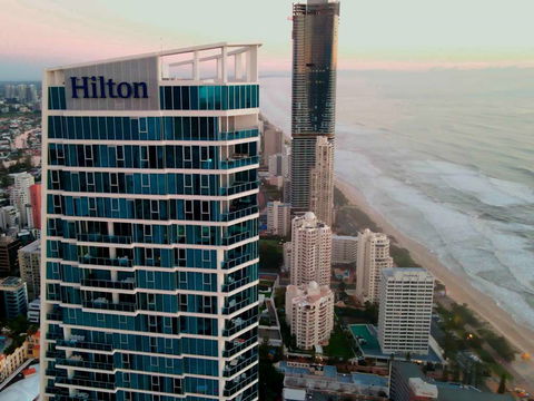 Hilton Surfers Paradise Hotel - Accommodation Sunshine Coast 1