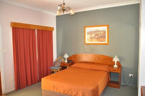 Townview Motel - Accommodation Sunshine Coast 2