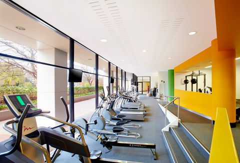 Crowne Plaza Canberra - Accommodation Sunshine Coast 15