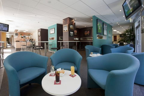 Pacific Suites Canberra - Accommodation Sunshine Coast 3