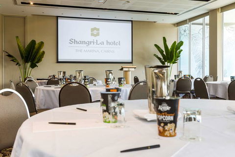 Shangri-La Hotel, The Marina - Accommodation Sunshine Coast 9