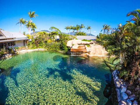 Cairns Colonial Club Resort - Accommodation Sunshine Coast 1