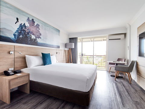 Novotel Cairns Oasis Resort - Accommodation Sunshine Coast 1