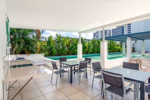 201 Lake Street - Cairns - Accommodation Sunshine Coast 8