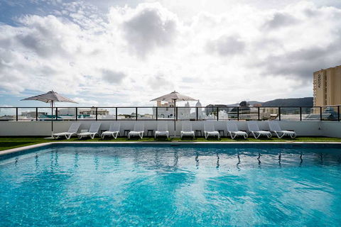 The Benson Hotel - Accommodation Sunshine Coast 9