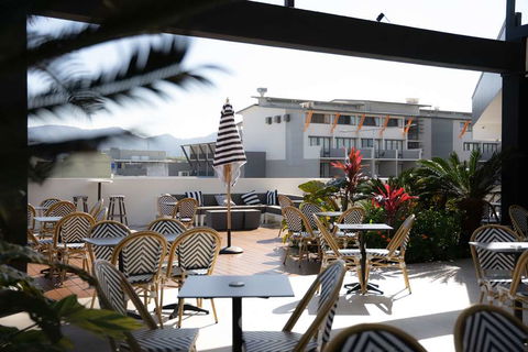 The Benson Hotel - Accommodation Sunshine Coast 15