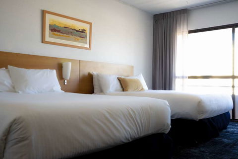 The Benson Hotel - Accommodation Sunshine Coast 17