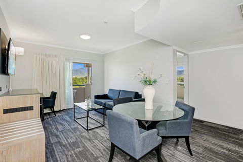 Cairns Sheridan Hotel - Accommodation Sunshine Coast 12
