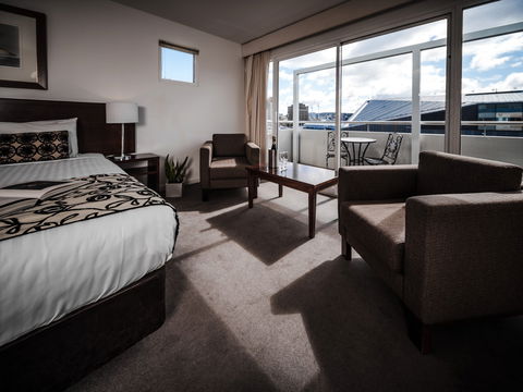 Salamanca Suites - Accommodation Sunshine Coast 1