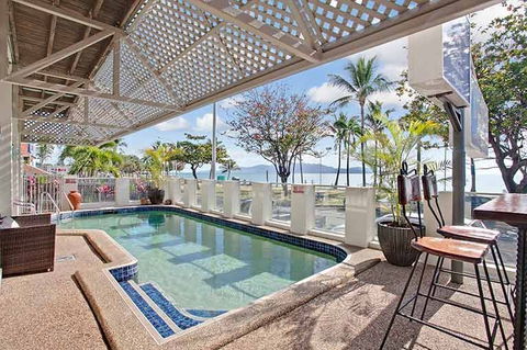 Beach House Motel - Accommodation Sunshine Coast 2