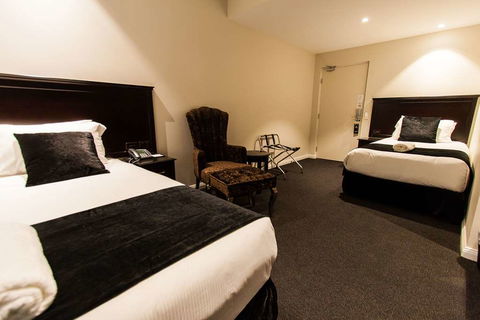 International Hotel Wagga Wagga - Accommodation Sunshine Coast 1