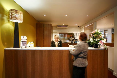 Best Western Plus The Tudor-Box Hill - Accommodation Sunshine Coast 1