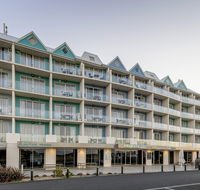 Lady Bay Resort - Accommodation Sunshine Coast