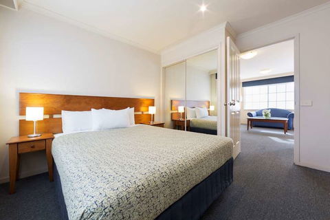 Canberra Parklands Central - Accommodation Sunshine Coast 0