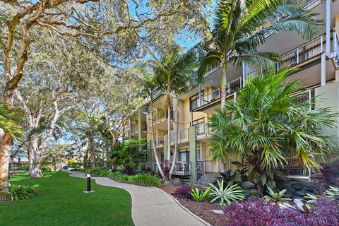 Club Wyndham Flynns Beach-Trademark Coll - Accommodation Sunshine Coast 1