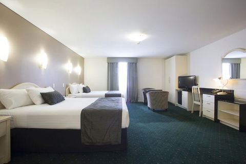 Hotel Northbridge - Accommodation Sunshine Coast 1