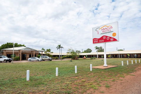 Abacus Motel Mount Isa - Accommodation Sunshine Coast 1