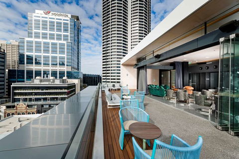 The Melbourne Hotel - Accommodation Sunshine Coast 0
