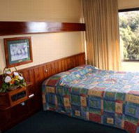 Village Family Motor Inn - Accommodation Sunshine Coast