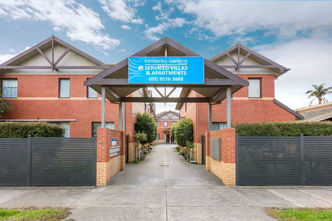 Kimberley Gardens Hotel, Serviced Apts - Accommodation Sunshine Coast 2