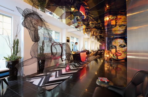Adelphi Hotel - Accommodation Sunshine Coast 1