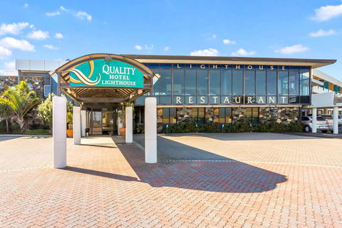 Quality Hotel Lighthouse - Accommodation Sunshine Coast 1