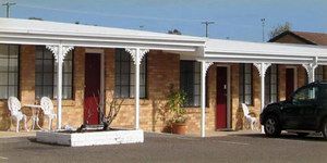 Colonial Motor Lodge - Accommodation Sunshine Coast 0