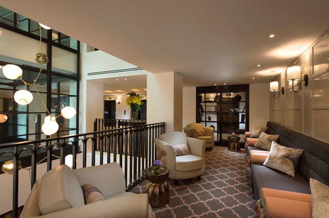 Mayfair Hotel - Accommodation Sunshine Coast 2