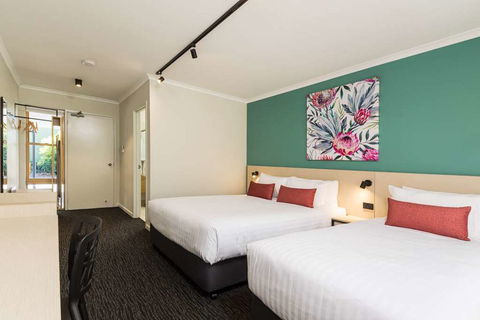 NIghtcap At Balaclava Hotel - Accommodation Sunshine Coast 2