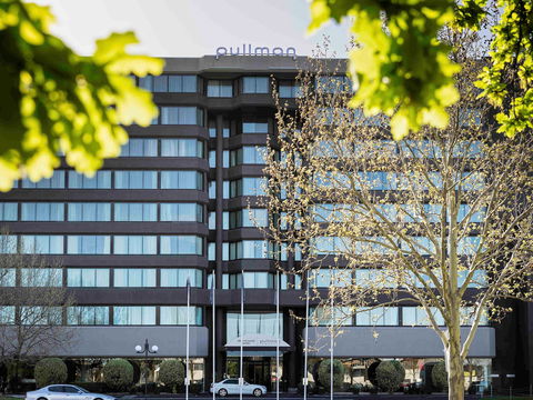 Pullman Melbourne Albert Park - Accommodation Sunshine Coast 0
