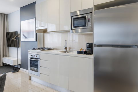 Meriton Suites Zetland - Accommodation Sunshine Coast 0
